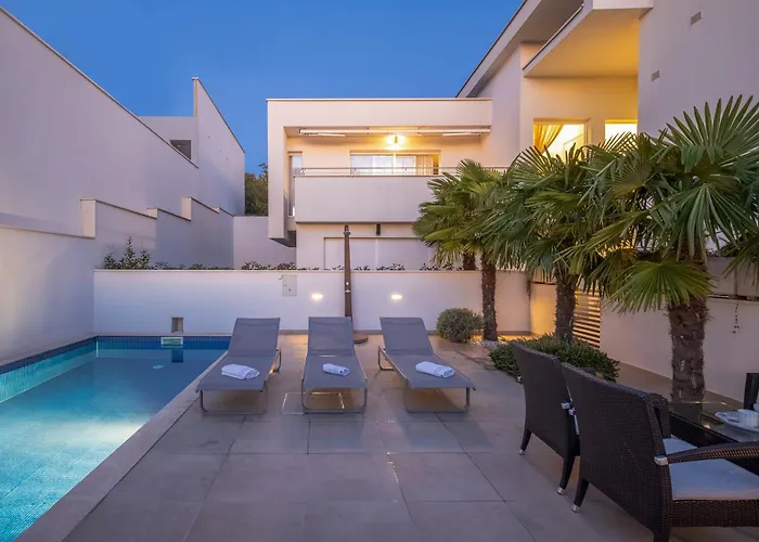 Adriatic Dream - Luxury Apartment & Private Pool Only For You